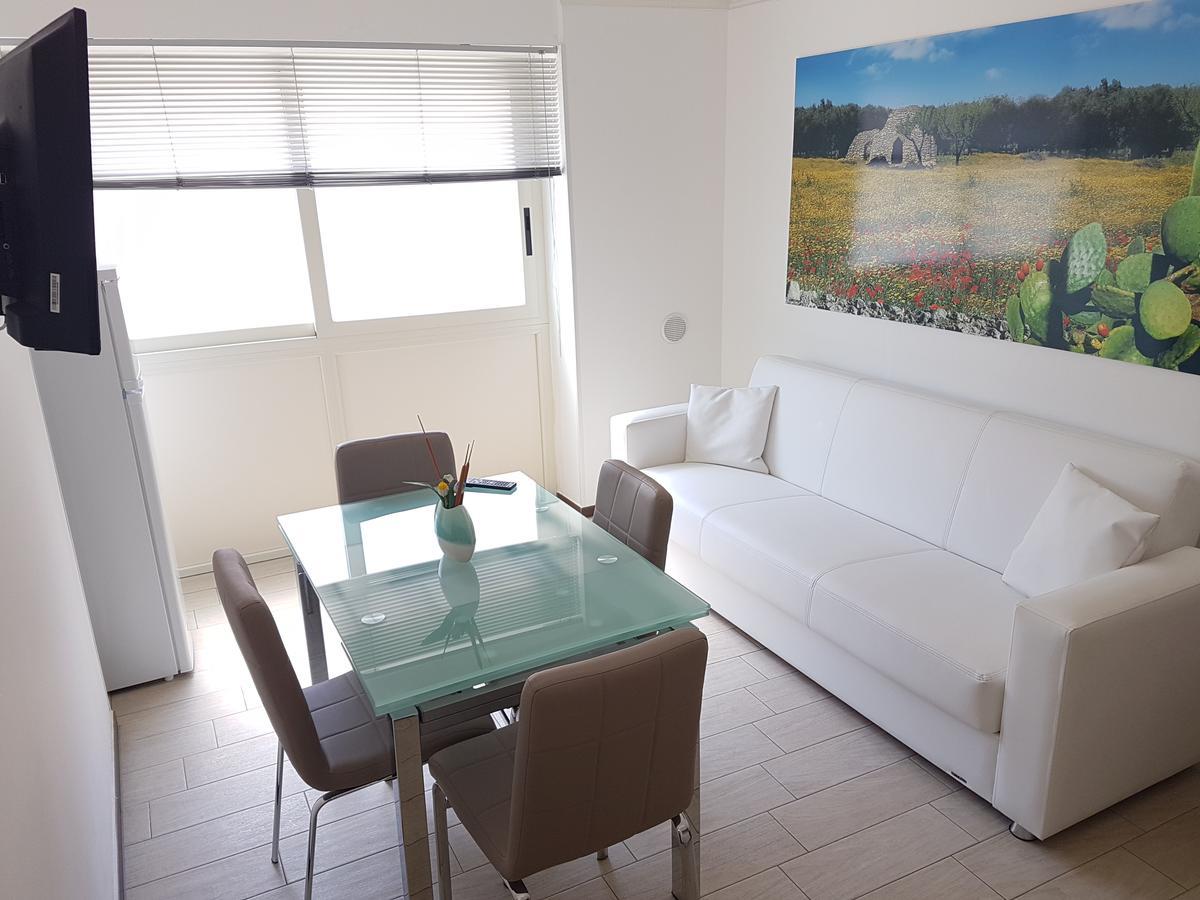 Case Vacanza Via Mozart Porto Cesareo Dış mekan fotoğraf