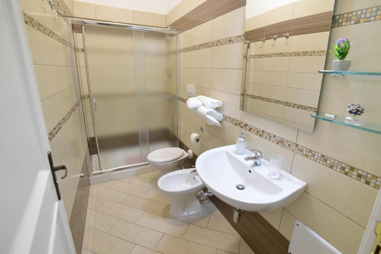Case Vacanza Via Mozart Porto Cesareo Dış mekan fotoğraf