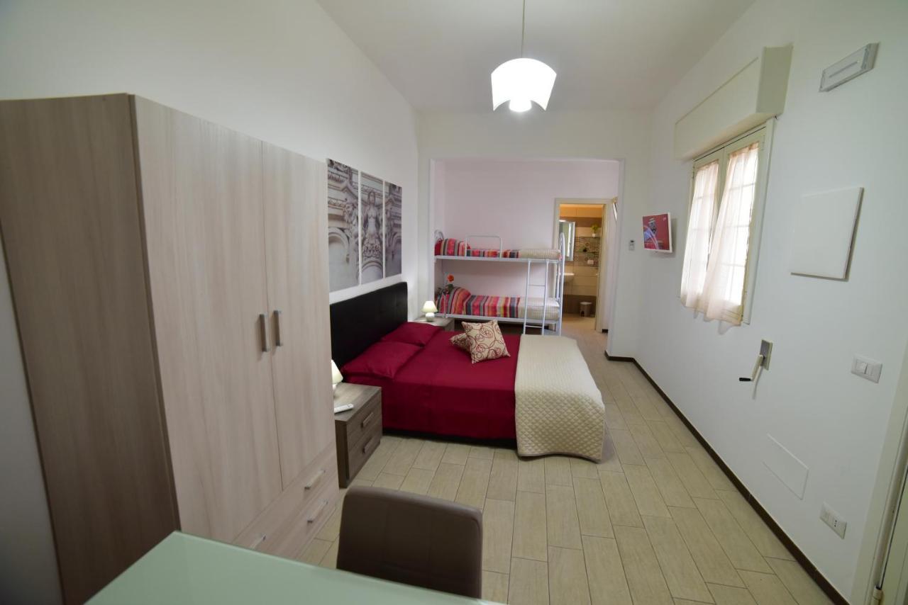 Case Vacanza Via Mozart Porto Cesareo Dış mekan fotoğraf